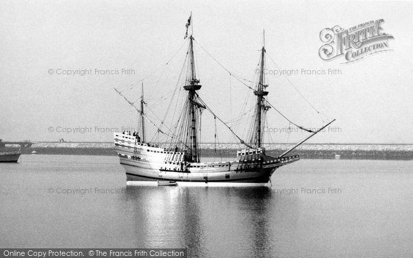 Photo of Brixham, "Mayflower II" 1957