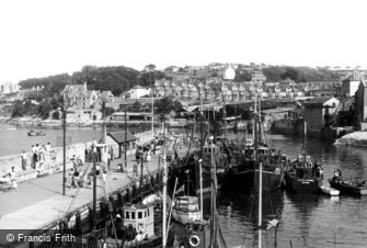 Brixham, New Pier c1955