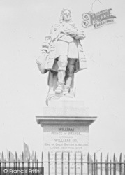 Prince Of Orange Statue 1906, Brixham