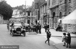 Traffic, Bolton Cross 1922, Brixham