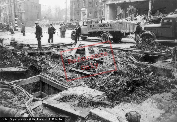 Photo of Brixton, Air Raid Damage, Stockwell Road 1941