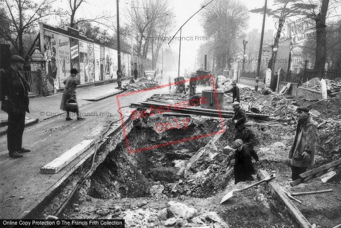 Photo of Brixton, War Damaged Tram Tracks, Effra Road 1941