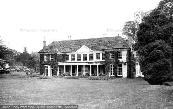 Photo of Broadbridge Heath, Field Place 1923