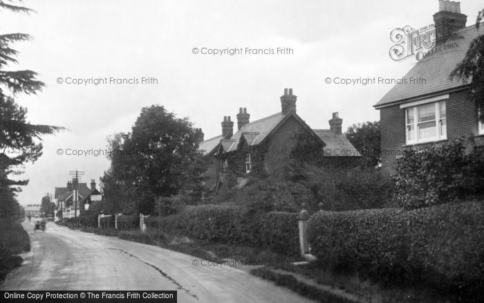 Photo of Broadbridge Heath, Horsham Road 1924