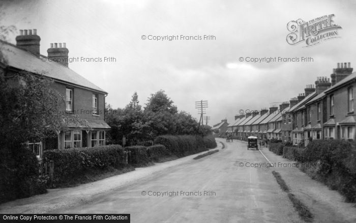 Photo of Broadbridge Heath, Portsmouth Road 1924
