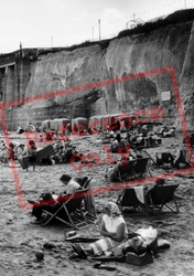 People On The Beach 1962, Broadstairs
