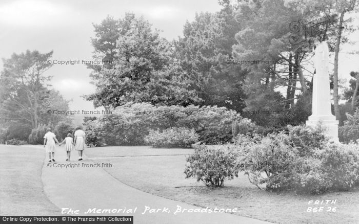 Photo of Broadstone, The Memorial Park c.1960
