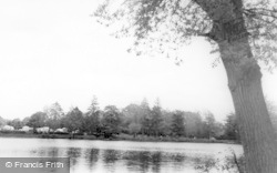 Brooklands Park Lake 1965, Broadwater