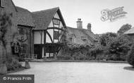 The Broadway Hotel c.1950, Broadway