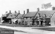 The Village 1899, Broadway