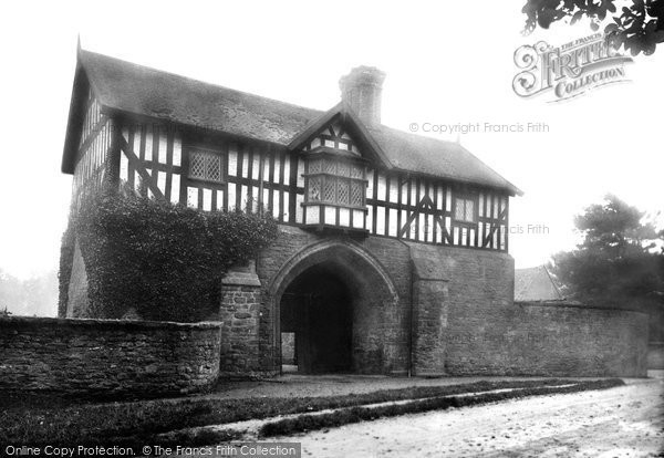 Photo of Bromfield, Priory Gatehouse 1924