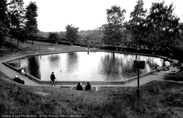 Photo of Bromley, Children's Yachting Pool 1957