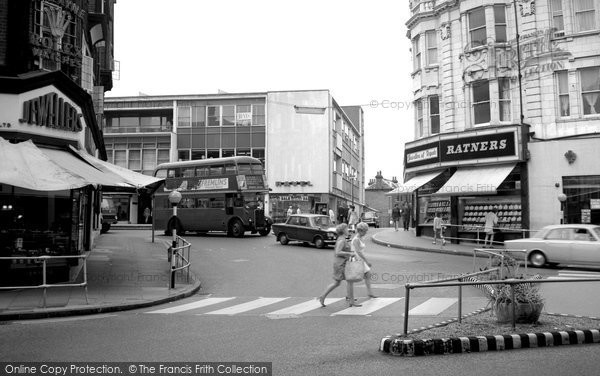 Photo of Bromley, High Street 1968