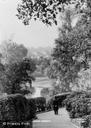 The Library Gardens c.1950, Bromley