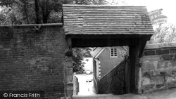 Bromsgrove, the Old Church Steps c1965