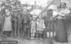 Family At Slaters Cottages, Brook Green Place 1910, Brook Green