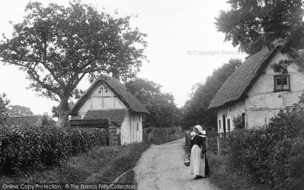 Photo of Broom, The Village 1910