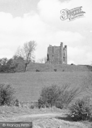 Brough Castle c.1960, Brough