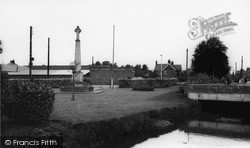 The Memorial c.1960, Broughton Astley