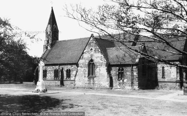 Photo of Brownhills, St James' Church c.1965
