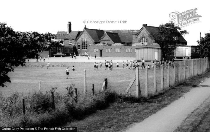 Photo of Brownhills, The School c.1965