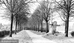 Church Walk And Memorial c.1955, Broxbourne