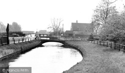 The New River c.1955, Broxbourne
