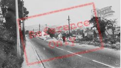 Main Road c.1960, Brynmenyn