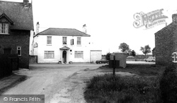 The White Swan c.1965, Bubwith