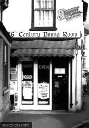 16th Century Dining Room, Fore Street c.1965, Buckfastleigh