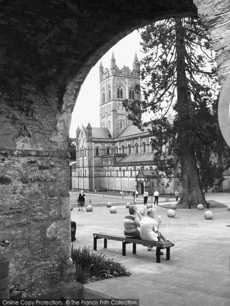 Photo of Buckfastleigh, Abbey 2003
