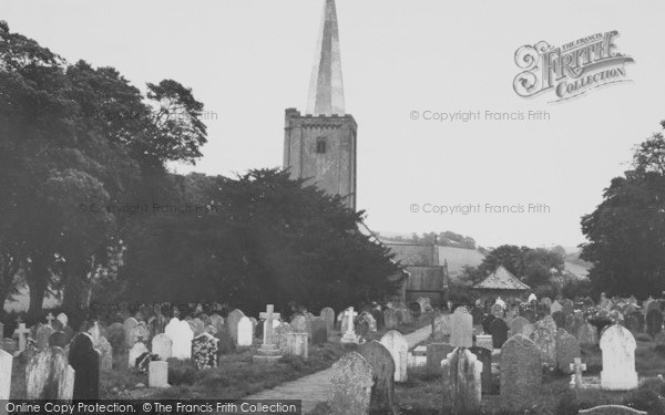 Photo of Buckfastleigh, Holy Trinity Church c.1965