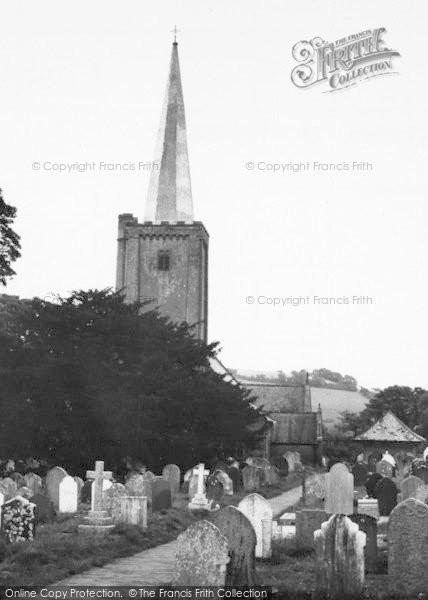 Photo of Buckfastleigh, Holy Trinity Church c.1965