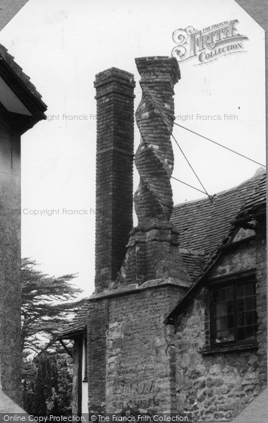Photo of Buckingham, The Manor House, Twisted Chimney c.1965