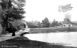 Pond And School 1906, Buckland