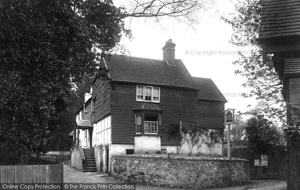 Photo of Buckland, Red Lion 1900