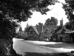 The Village 1921, Buckland