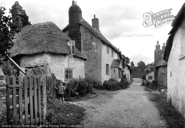 Photo of Buckland, Village 1920