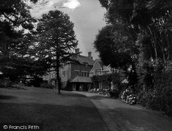 Efford Down Hotel From The Main Drive 1935, Bude