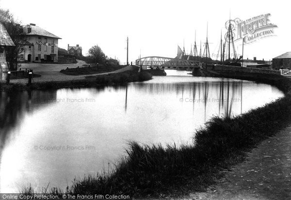 Photo of Bude, Falcon Hotel And Bridge 1910