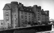 Bude, the Grenville Hotel c1960