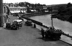 The Town 1929, Bude