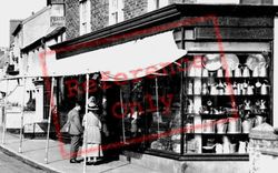 High Street Shop 1918, Budleigh Salterton