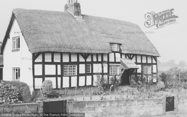 Photo of Bunbury, Tudor Cottage c.1960