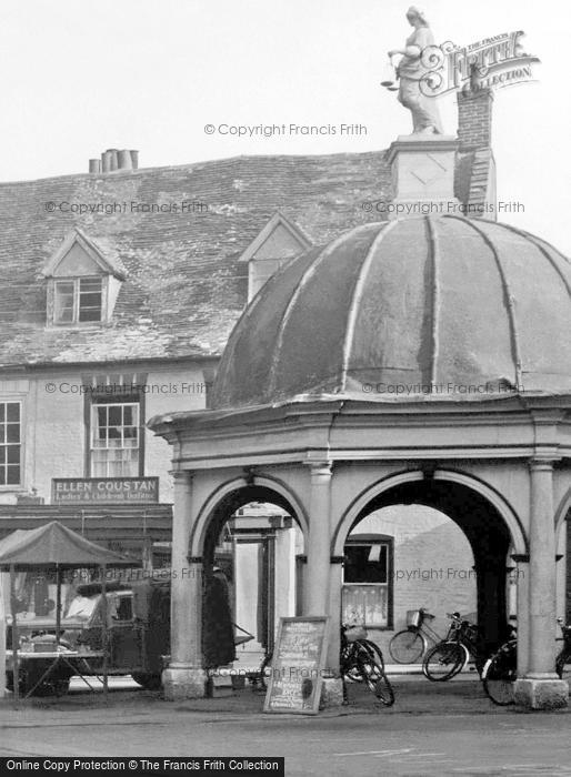 Photo of Bungay, Butter Cross And Clothes Shop, Market Place 1951