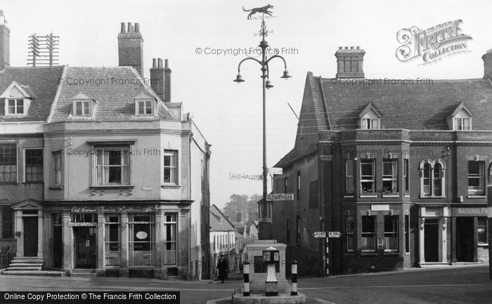 Photo of Bungay, Market Place And The Black Dog Of Bungay c.1955