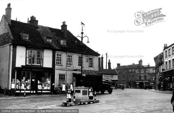 Photo of Bungay, Market Place Showing The Black Dog Of Bungay c.1960