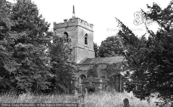 Photo of Buntingford, Layston Church c.1950