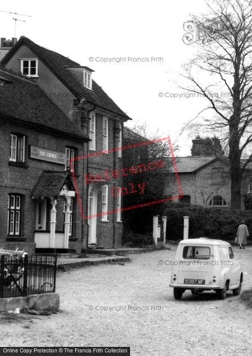 Photo of Buntingford, The Crown, High Street c.1960