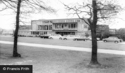 Oakmeeds School c.1965, Burgess Hill